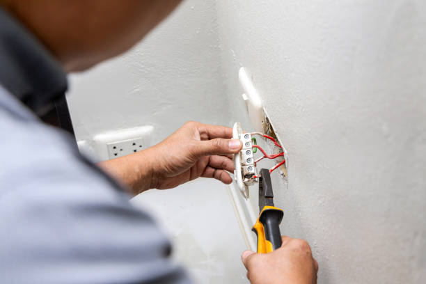 Best Affordable Emergency Electrician  in Running Springs, CA